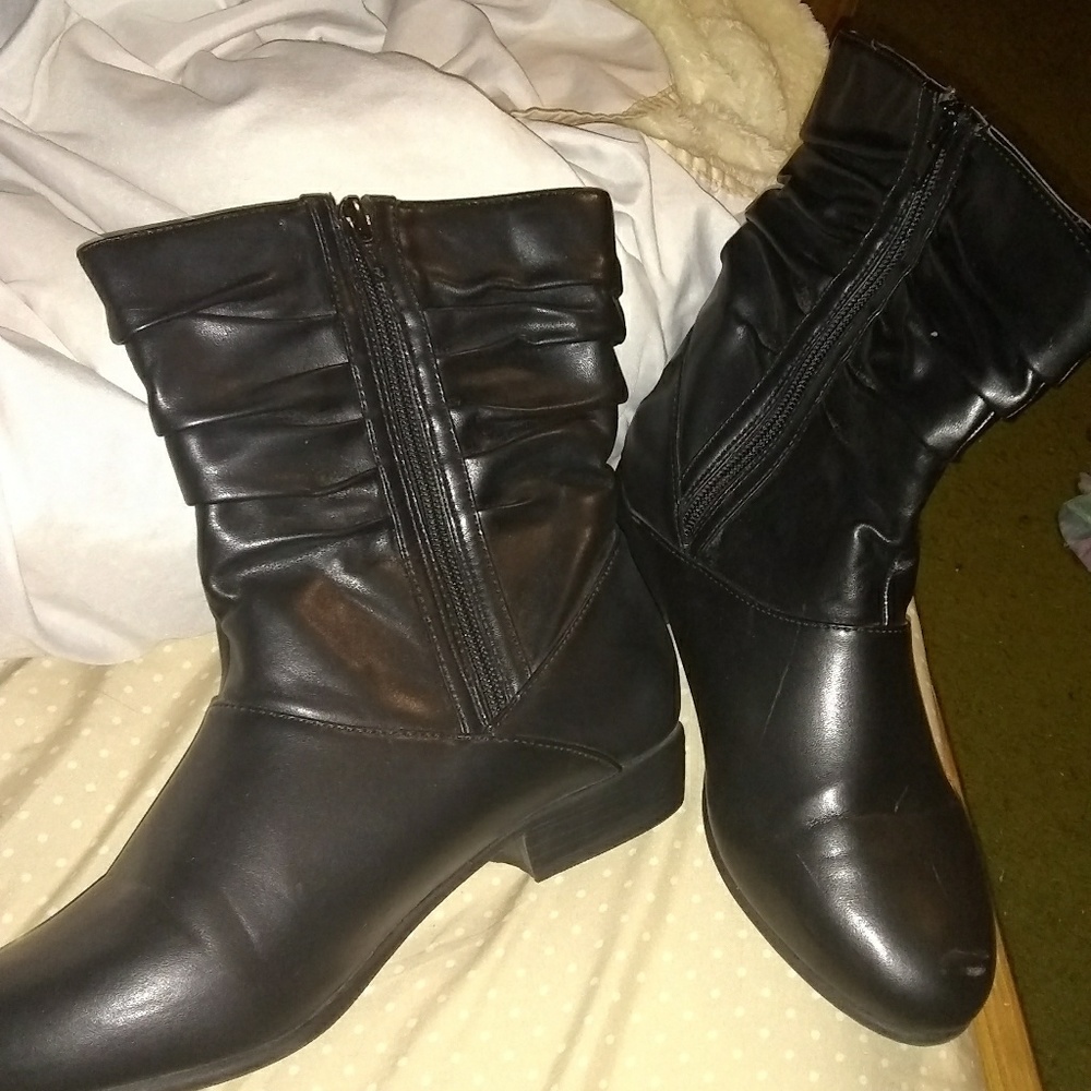Black boots